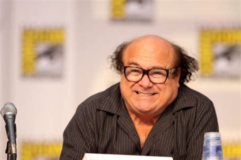 How Tall is Danny DeVito and How Has His Height Affected His。